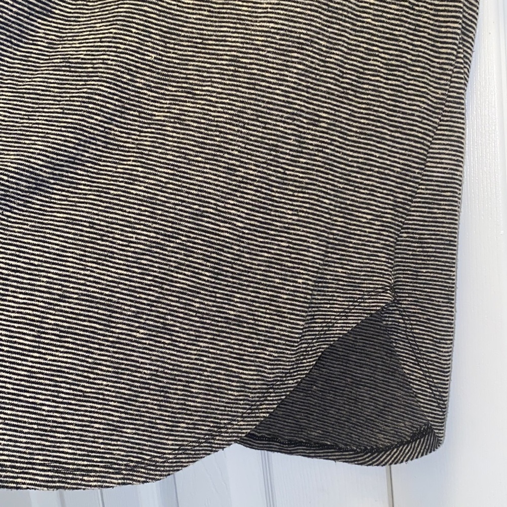 Stripe Top - Picture 3 of 4